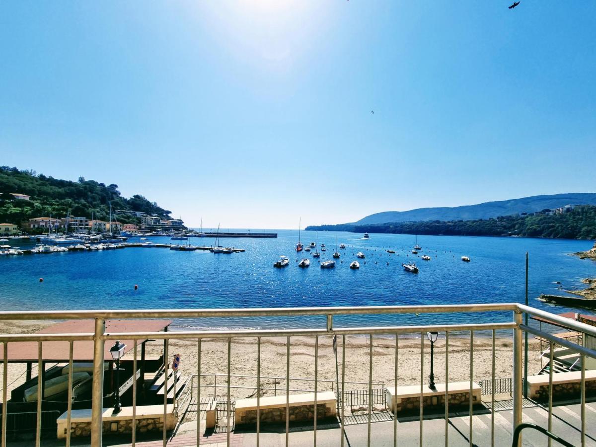 Hotel Plaza Porto Azzurro Dış mekan fotoğraf