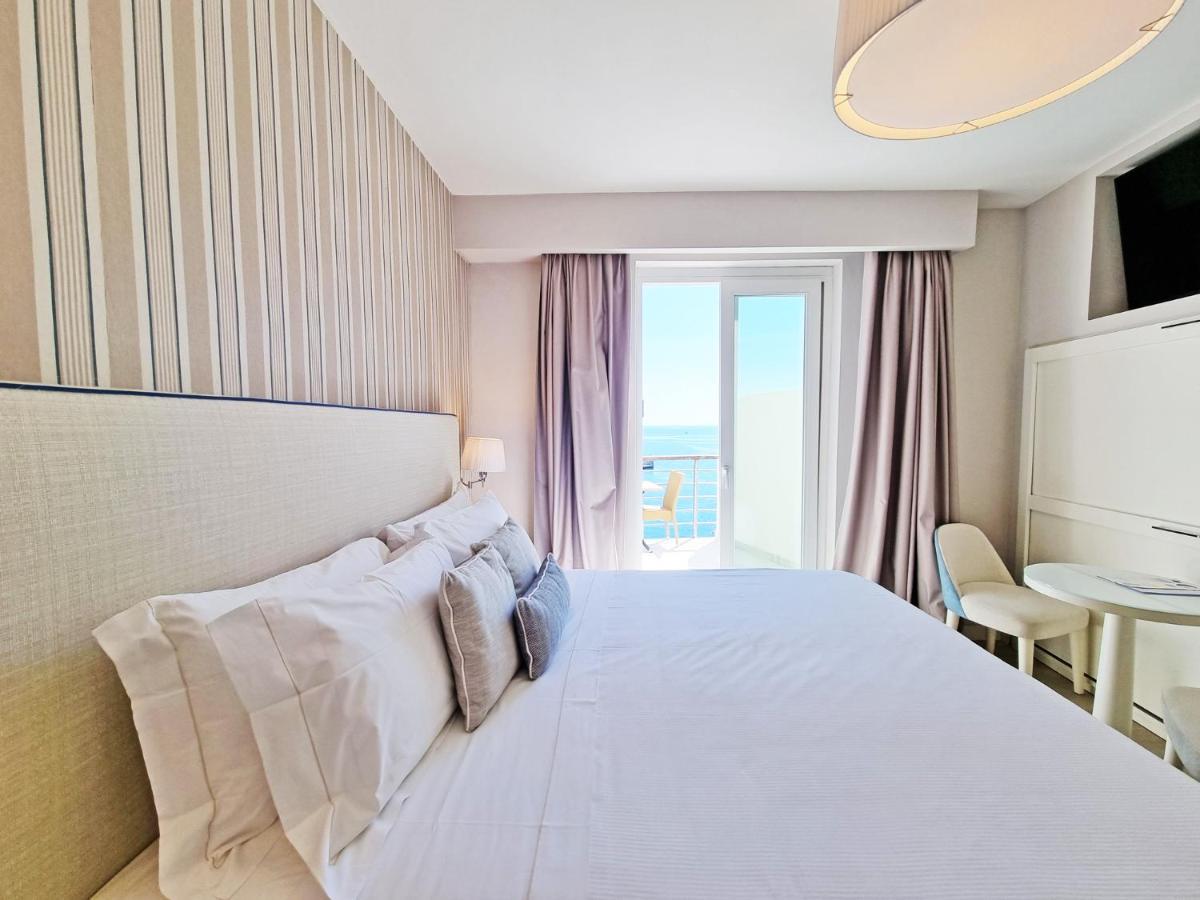 Hotel Plaza Porto Azzurro Dış mekan fotoğraf
