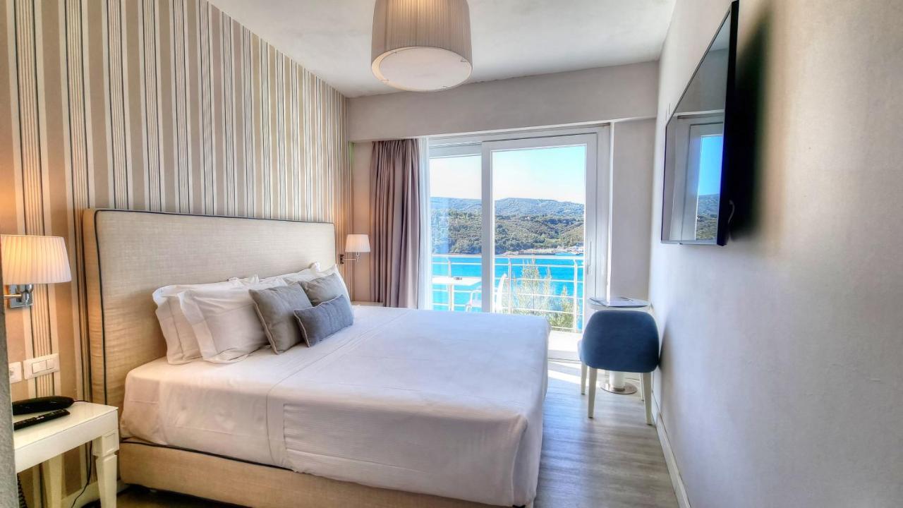 Hotel Plaza Porto Azzurro Dış mekan fotoğraf
