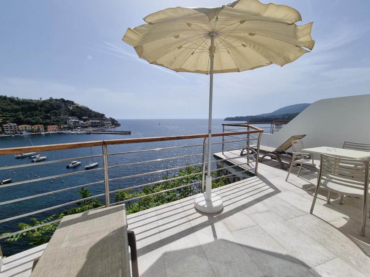 Hotel Plaza Porto Azzurro Dış mekan fotoğraf