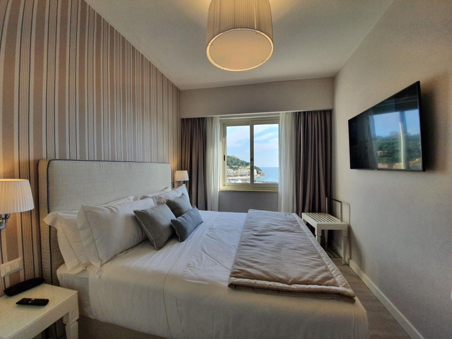 Hotel Plaza Porto Azzurro Oda fotoğraf